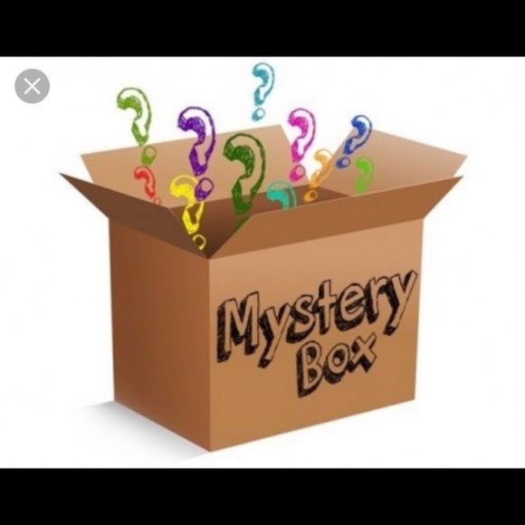 Girl's Mixed Mystery Box, 5-8 pcs Mixed Sizes - Picture 2 of 4